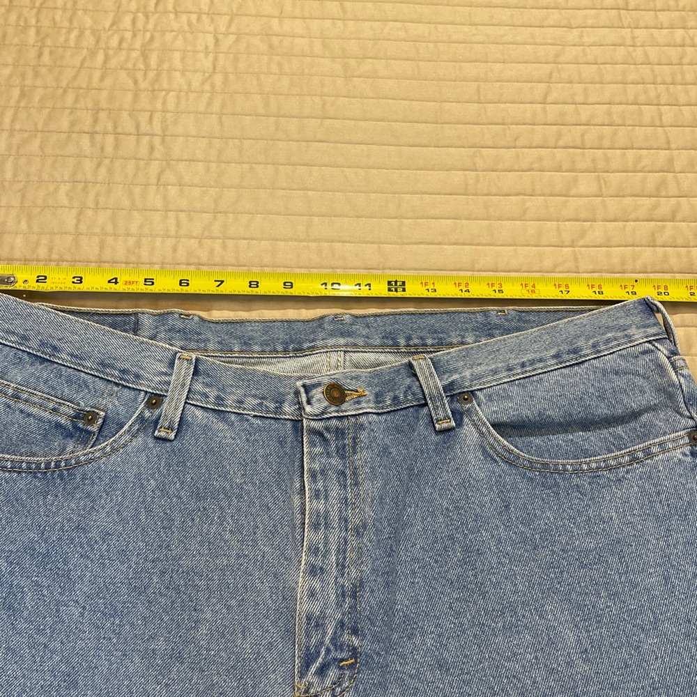 Magellan Outdoors Men's Light Blue Straight Jeans SIZE 40/32 - Picture 4 of 9